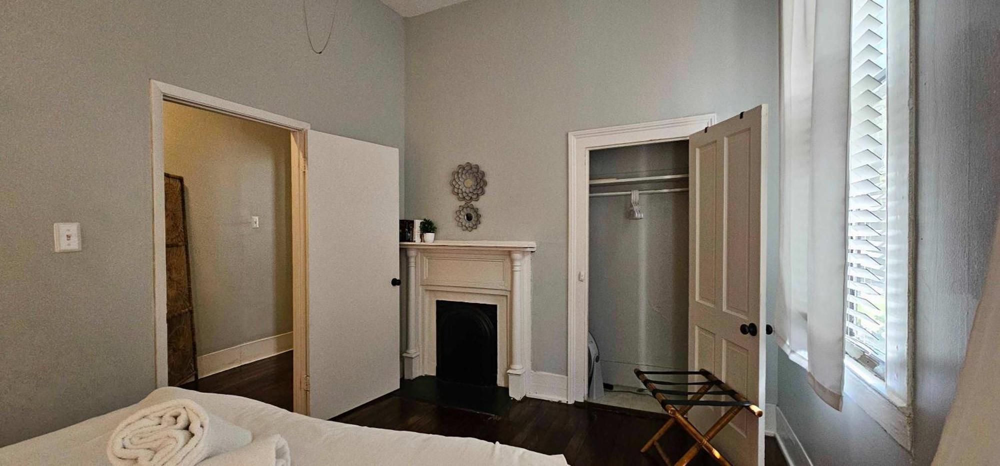 Mins From Downtown & Dining, Dauphin Darling 2 Lägenhet Mobile Exteriör bild